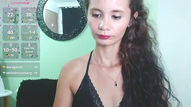 Snapshot of Sofia_Franco_ chatting on February 2025 10:32:01 PM Sofia Franco online show from February 2025 10:32:01 PM