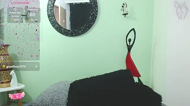 Snapshot of Sofia_Franco_ chatting on February 2025 10:10:02 PM Sofia Franco online show from February 2025 10:10:02 PM