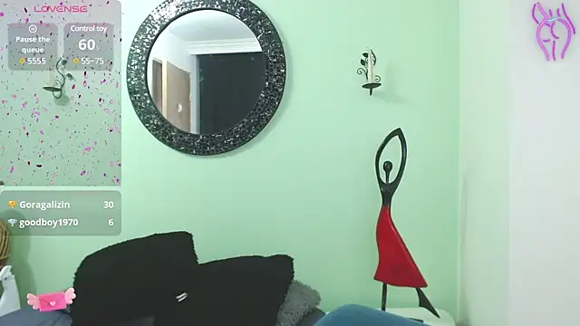 Snapshot of Sofia_Franco_ chatting on February 2025 01:15:01 AM Sofia Franco online show from February 2025 01:15:01 AM