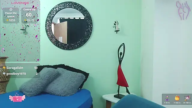 Snapshot of Sofia_Franco_ chatting on March 2025 10:10:01 PM Sofia Franco online show from March 2025 10:10:01 PM