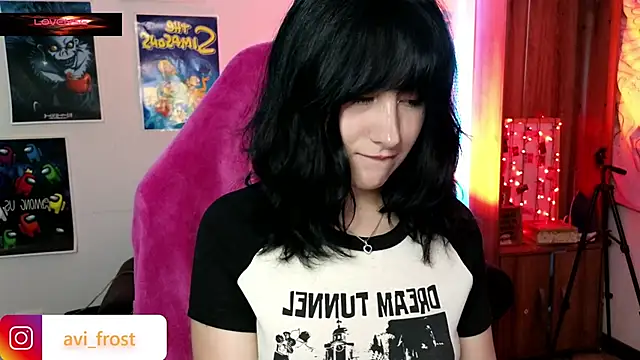 avi frost online show from January 2025 10:06:01 AM