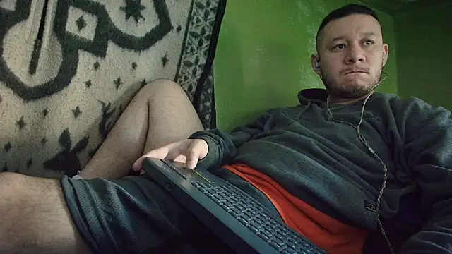 sweet cock28 online show from November 2025 02:04:01 PM