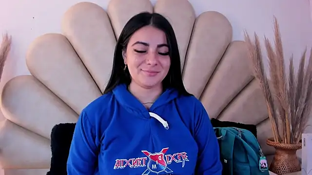 Snapshot of Natasha__Blue chatting on October 2025 12:12:02 PM Natasha Blue online show from October 2025 12:12:02 PM