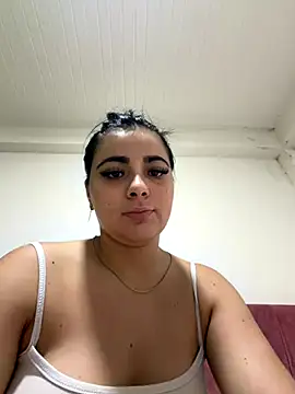 Snapshot of Natasha__Blue chatting on December 2025 05:00:01 PM Natasha Blue online show from December 2025 05:00:01 PM