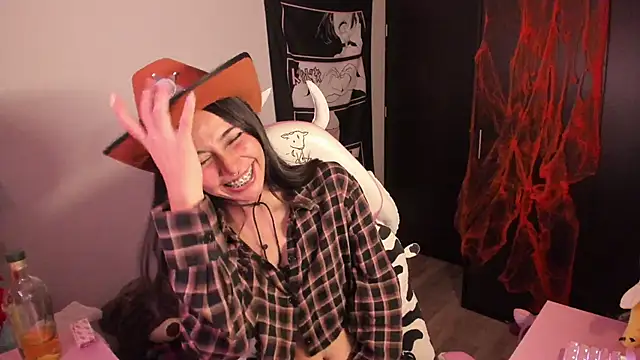 Snapshot of amber_yull chatting on October 2025 01:28:01 AM amber yull online show from October 2025 01:28:01 AM