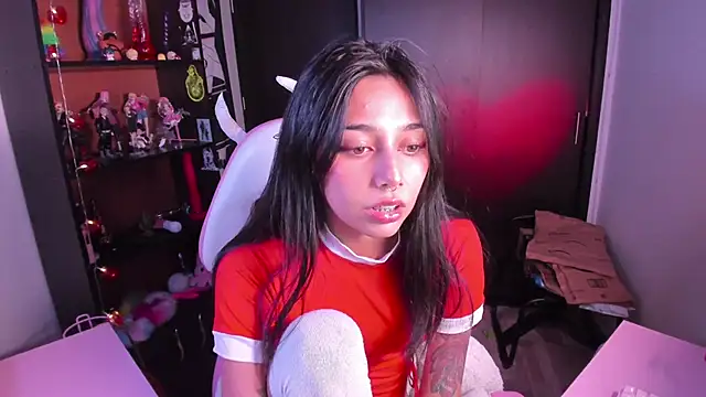 Snapshot of amber_yull chatting on February 2026 02:07:02 AM amber yull online show from February 2026 02:07:02 AM