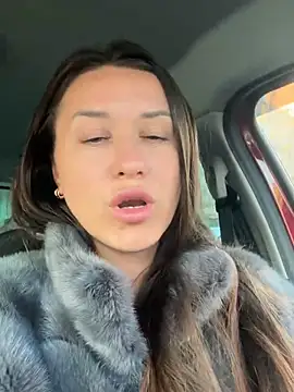 Cherry Beauty online show from February 2025 01:11:02 PM