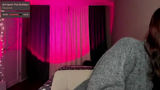 p1nkypaws online show from February 2025 08:45:02 PM