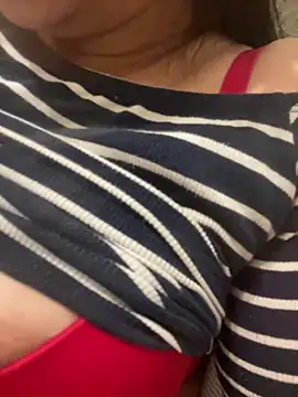 Snapshot of Sarahkhaalifa chatting on February 2026 09:52:01 PM Sarahkhaalifa online show from February 2026 09:52:01 PM