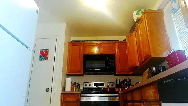 DiamondMonroeXo online show from March 2026 04:41:01 PM