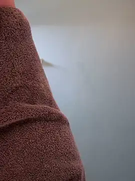 kimmiakiss22 online show from March 2025 06:39:02 PM