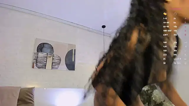 Snapshot of amatiista_12 chatting on February 2025 08:09:02 PM amatiista 12 online show from February 2025 08:09:02 PM