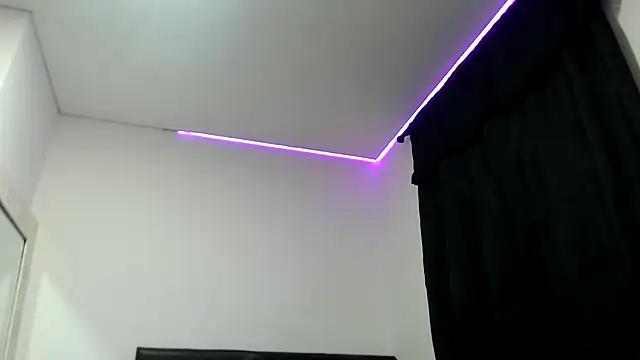 Snapshot of dolcemacca chatting on March 2025 03:51:02 AM dolcemacca online show from March 2025 03:51:02 AM