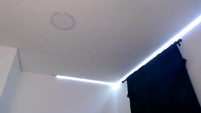 Snapshot of dolcemacca chatting on October 2025 03:34:02 AM dolcemacca online show from October 2025 03:34:02 AM