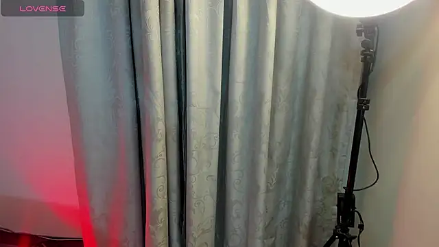 xhinata hyugax online show from September 2025 11:05:02 PM