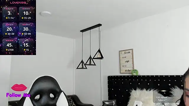 natasha logan  online show from February 2025 04:05:01 AM