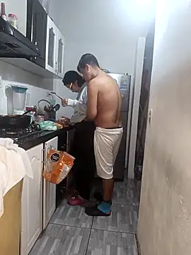 Snapshot of catire2323 chatting on December 2025 05:14:01 AM catire2323 online show from December 2025 05:14:01 AM