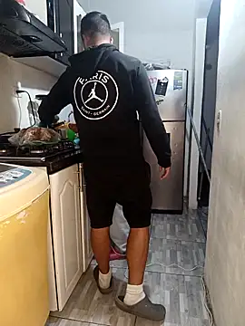 Snapshot of catire2323 chatting on February 2026 12:15:02 AM catire2323 online show from February 2026 12:15:02 AM