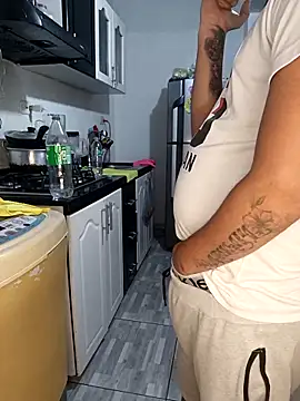 Snapshot of catire2323 chatting on February 2026 01:46:01 AM catire2323 online show from February 2026 01:46:01 AM