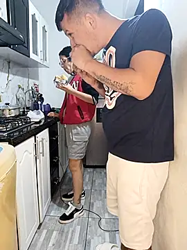 Snapshot of catire2323 chatting on March 2026 01:55:01 AM catire2323 online show from March 2026 01:55:01 AM