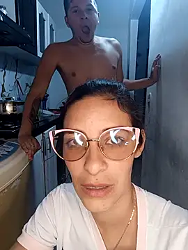 Snapshot of catire2323 chatting on March 2026 12:21:01 AM catire2323 online show from March 2026 12:21:01 AM