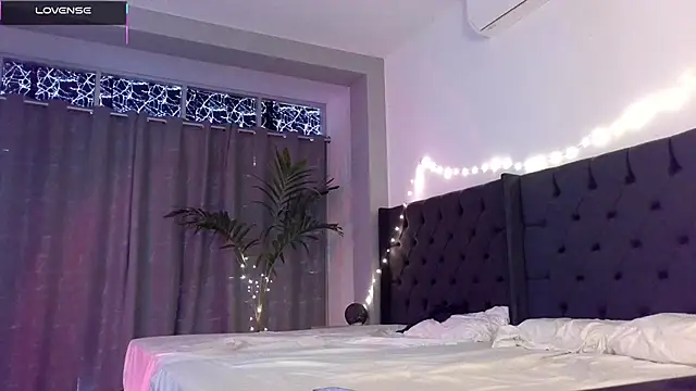 Snapshot of mini_kunis chatting on February 2026 04:14:02 PM mini kunis online show from February 2026 04:14:02 PM