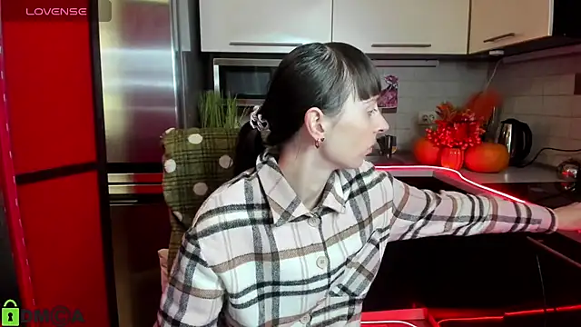 TayanaJons online show from October 2025 07:05:02 AM