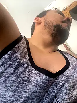 christian colombian1 online show from December 2024 06:04:02 PM