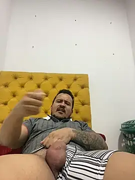 christian colombian1 online show from December 2024 04:46:01 AM