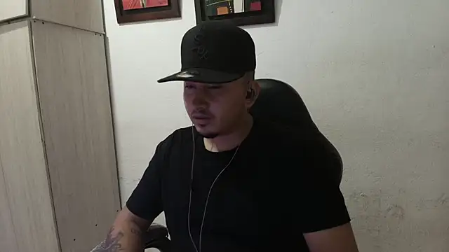 myke andrade online show from October 2025 02:50:02 AM