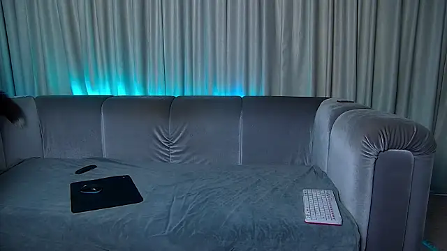 Skinny Nally online show from September 2025 01:22:01 AM