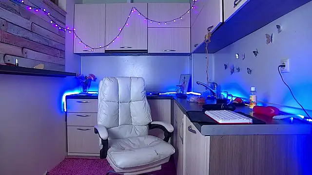 Skinny Nally online show from February 2026 01:12:01 AM