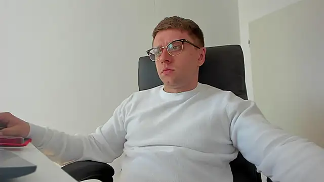 Snapshot of Findom_guy chatting on March 2025 11:53:01 AM Findom guy online show from March 2025 11:53:01 AM