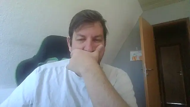 Golffahrer1982 online show from November 2025 11:09:01 AM