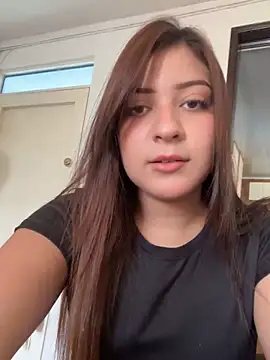 Zoe Lennoxx online show from May 2026 04:25:01 PM