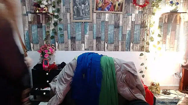 KarimaSarabe online show from October 2025 10:32:02 PM