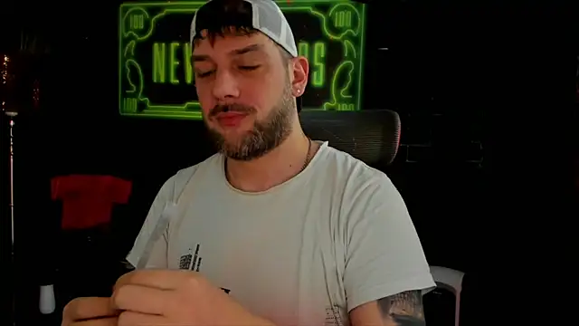 LexXHardy online show from February 2025 10:05:02 AM