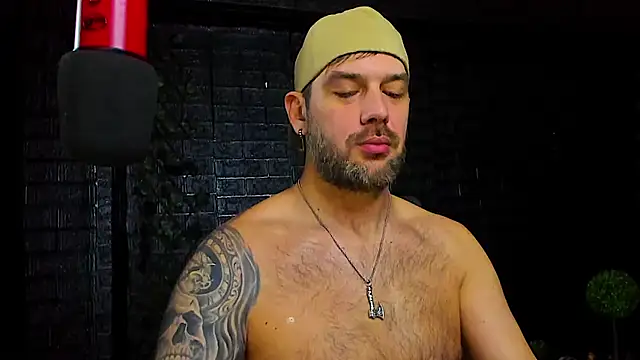 LexXHardy online show from December 2025 10:57:01 AM