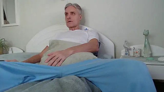 StrongBill online show from January 2025 02:23:01 PM