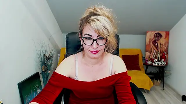 Cassandra Hotty online show from February 2025 07:36:02 AM