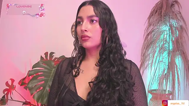 Anngel 1 online show from November 2025 03:47:01 PM