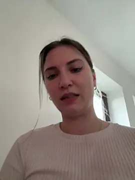 Snapshot of secretcrazy69 chatting on February 2025 03:38:01 PM secretcrazy69 online show from February 2025 03:38:01 PM