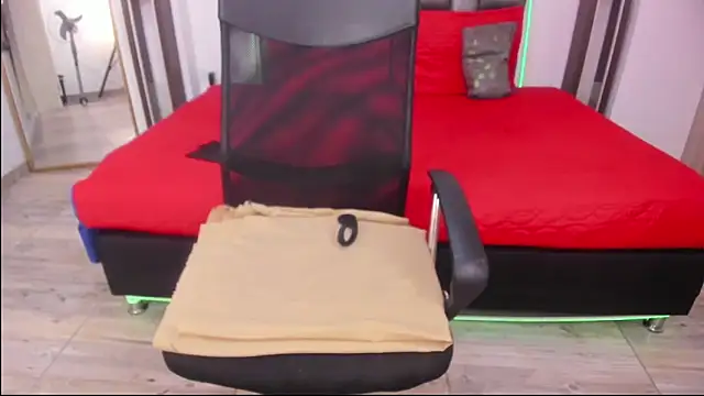 michacosio online show from May 2026 03:03:02 AM
