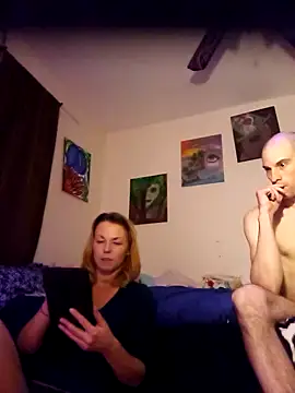 Snapshot of cammyquart chatting on December 2024 09:56:01 AM cammyquart online show from December 2024 09:56:01 AM