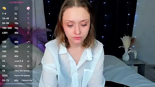 Linda Bryant online show from February 2025 04:03:02 AM