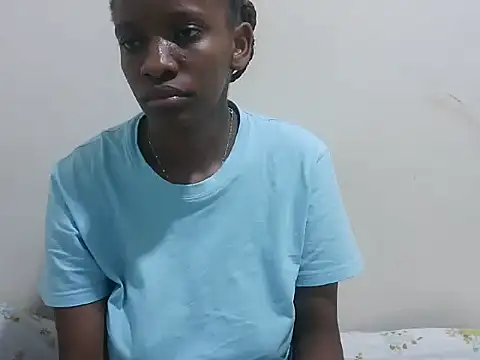 prettybeee online show from February 2026 11:42:02 PM