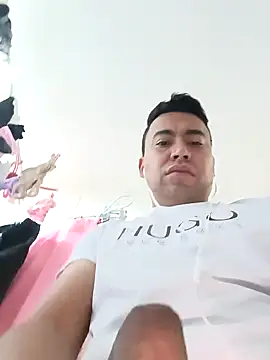 Snapshot of Diego_leon27 chatting on January 2025 10:37:01 PM Diego leon27 online show from January 2025 10:37:01 PM