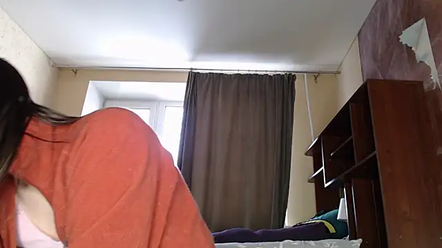 Snapshot of MiriamOr chatting on February 2025 10:23:01 AM MiriamOr online show from February 2025 10:23:01 AM