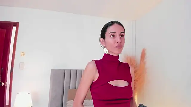 Nina Cavaali online show from January 2025 02:36:01 PM