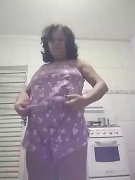 Snapshot of mariy522 chatting on October 2025 10:43:02 PM mariy522 online show from October 2025 10:43:02 PM